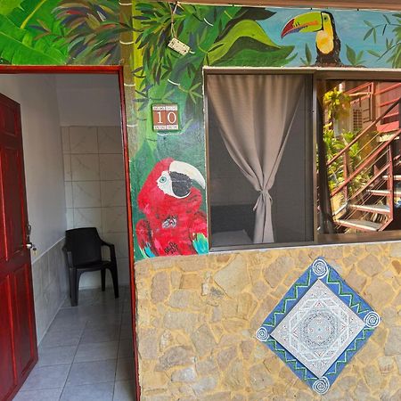 Costa Linda Art Hostel Manuel Antonio Eksteriør bilde
