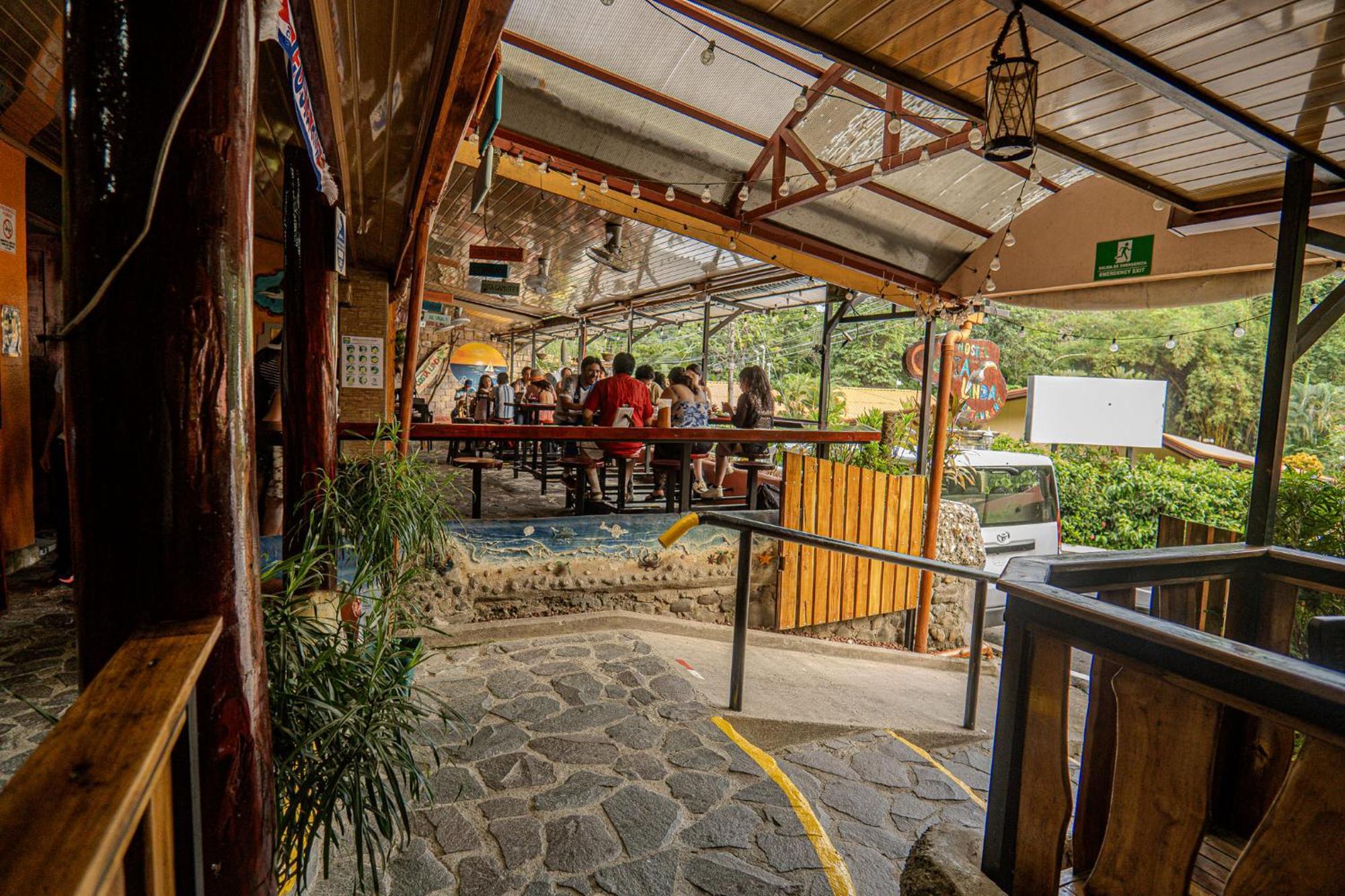 Costa Linda Art Hostel Manuel Antonio Eksteriør bilde