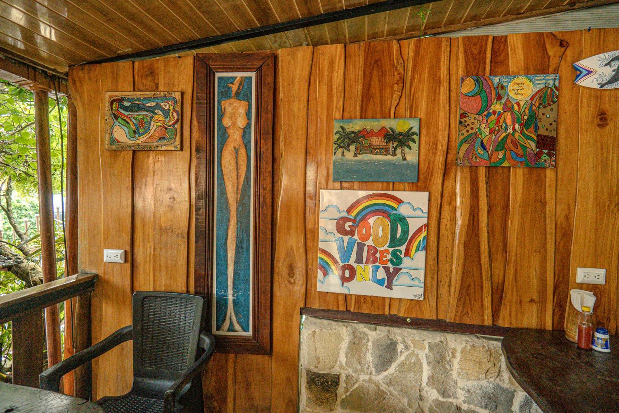Costa Linda Art Hostel Manuel Antonio Eksteriør bilde