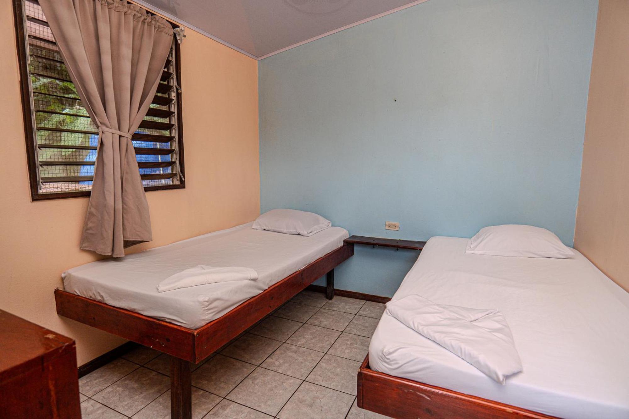 Costa Linda Art Hostel Manuel Antonio Eksteriør bilde
