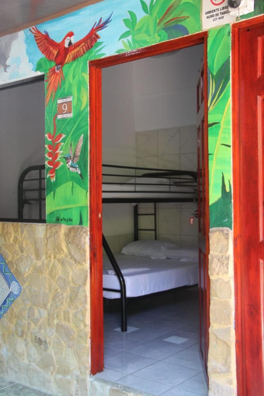 Costa Linda Art Hostel Manuel Antonio Eksteriør bilde