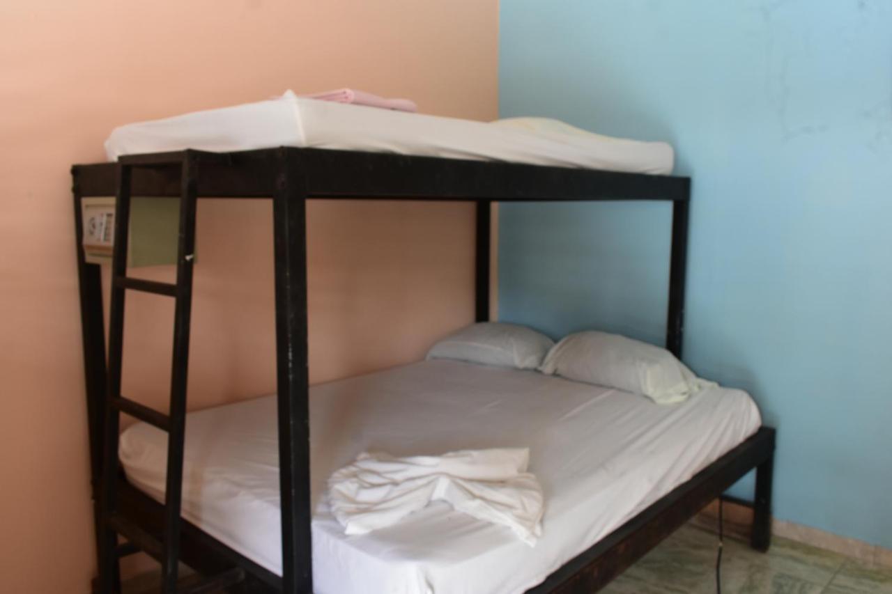 Costa Linda Art Hostel Manuel Antonio Eksteriør bilde