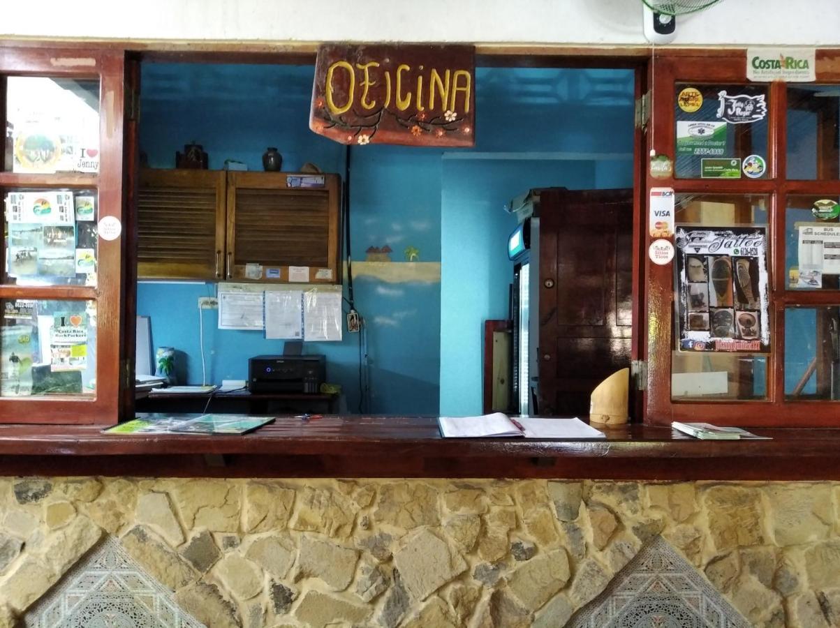 Costa Linda Art Hostel Manuel Antonio Eksteriør bilde